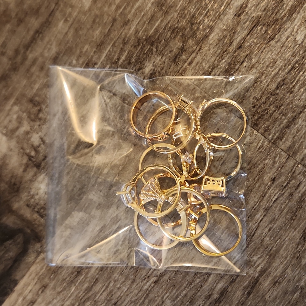 NWOT Pretty Bird Set Of 12 Rings - Picture 6 of 6